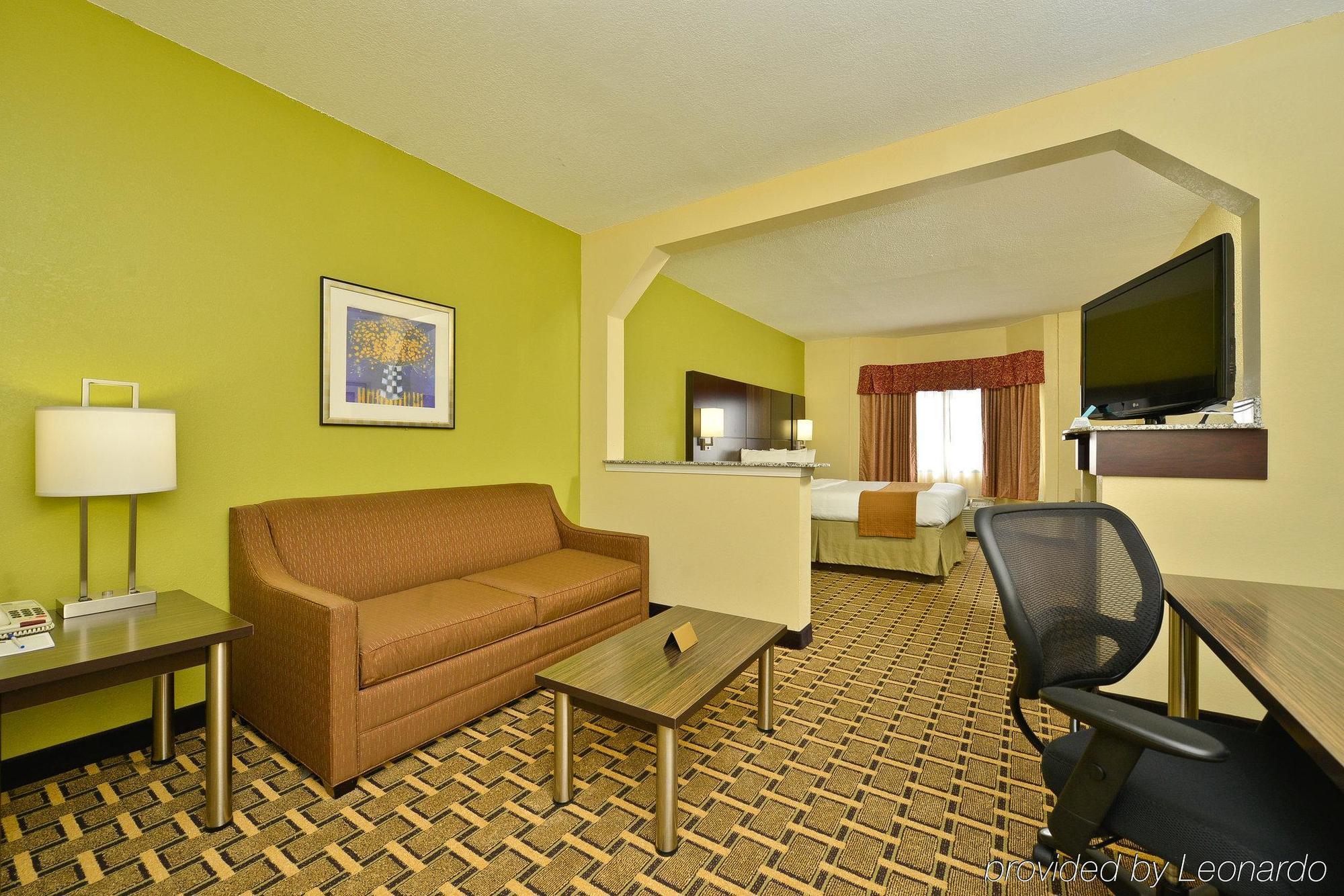 Best Western Knoxville Suites - Downtown Exterior photo